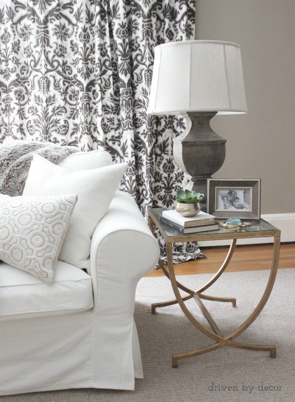 Decorating Your Living Room Must Have Tips