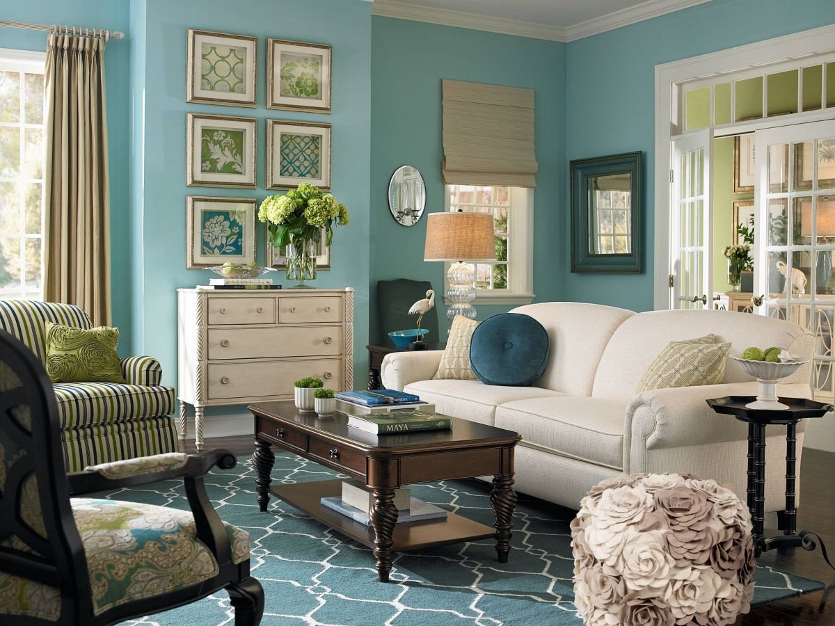 10 Living Rooms That Boast a Teal Color