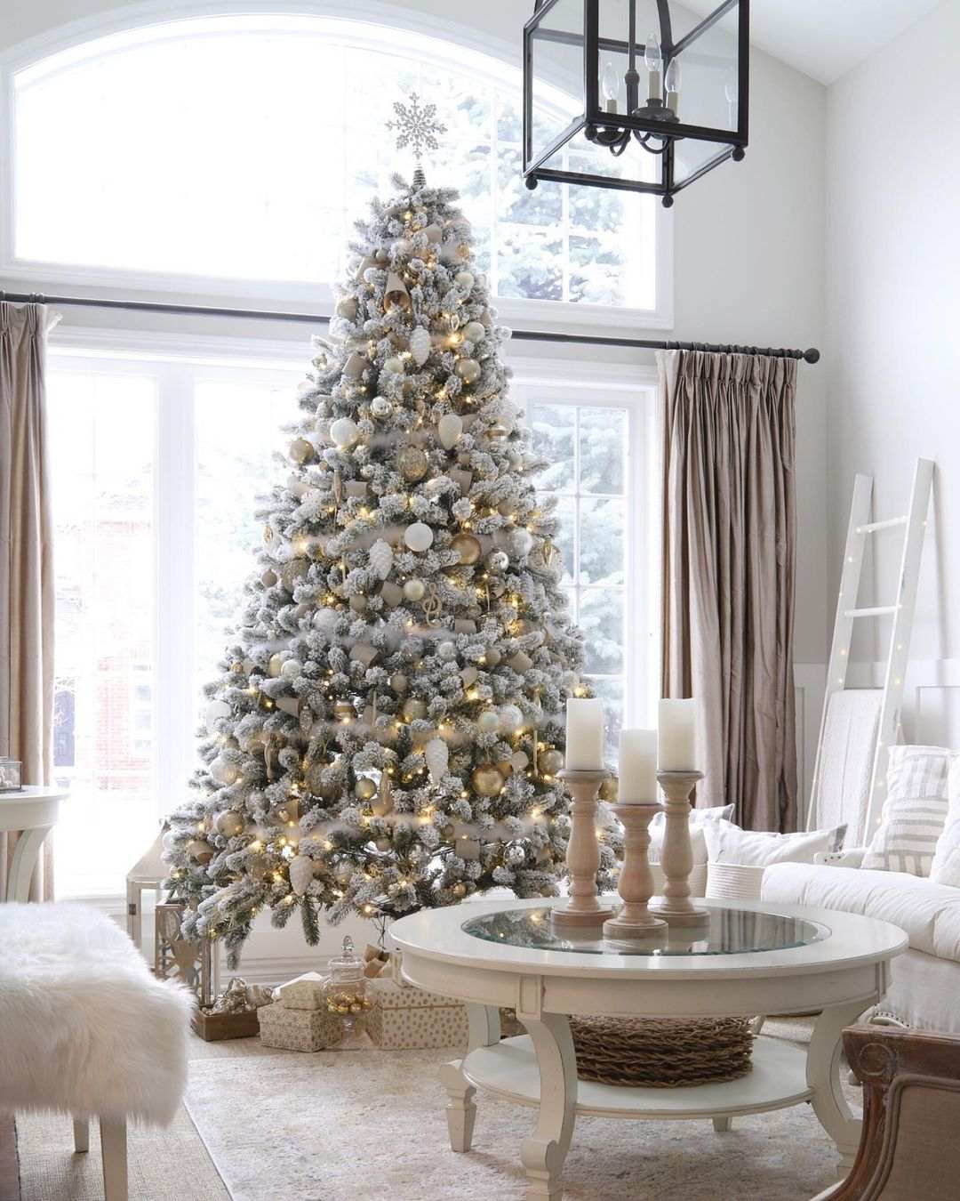 25 Beautiful Christmas White Tree Decorations to Try This Season