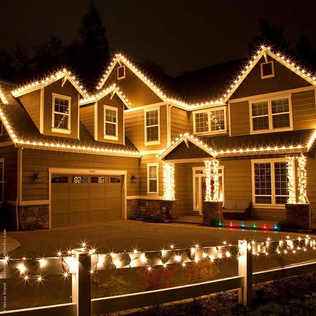 25 Christmas Lights and Decorations Theme Ideas