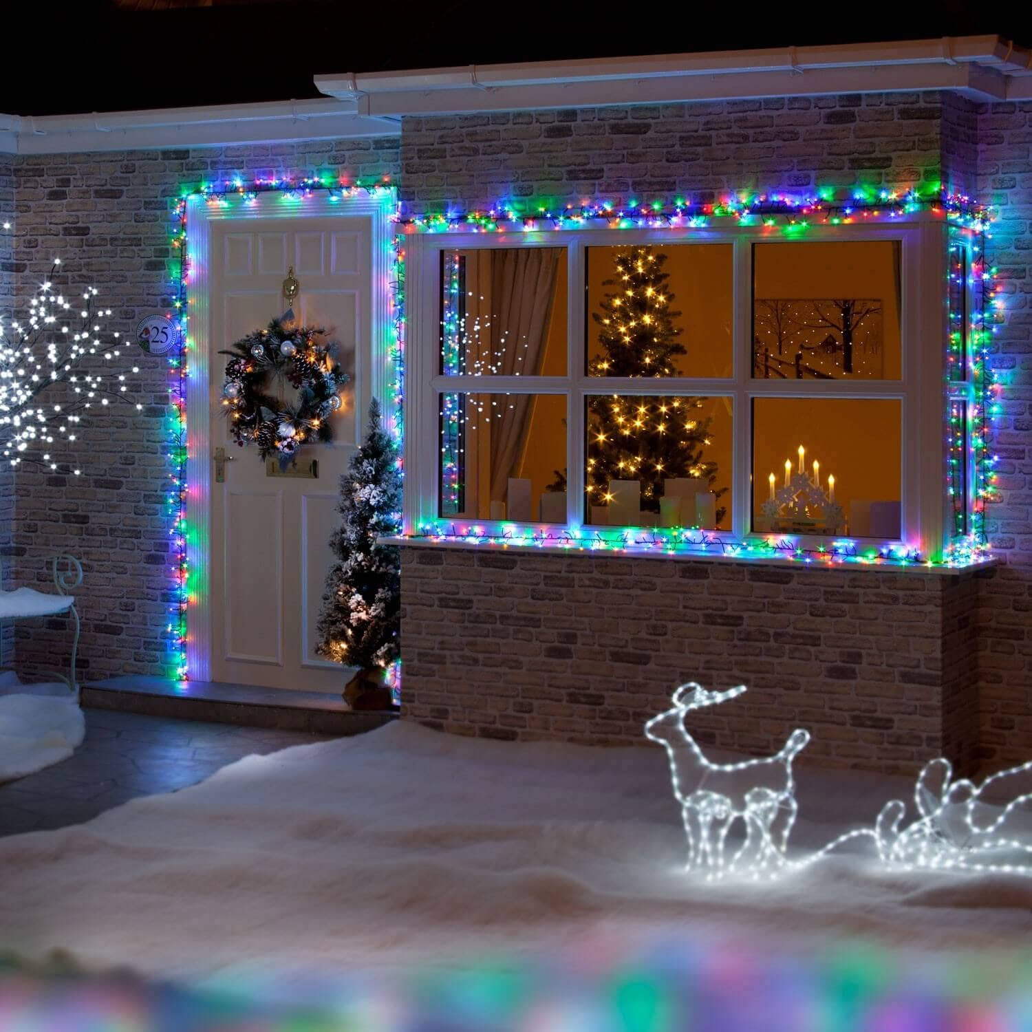 25 Christmas Lights and Decorations Theme Ideas