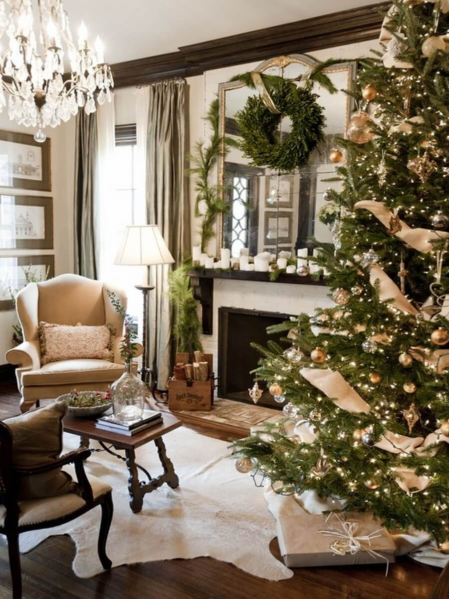 25 Christmas Living Room Design Theme Ideas