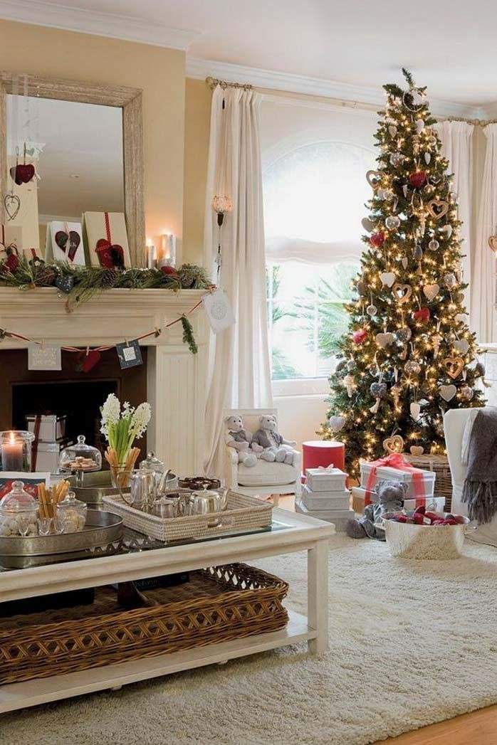 25 Christmas Living Room Design Theme Ideas