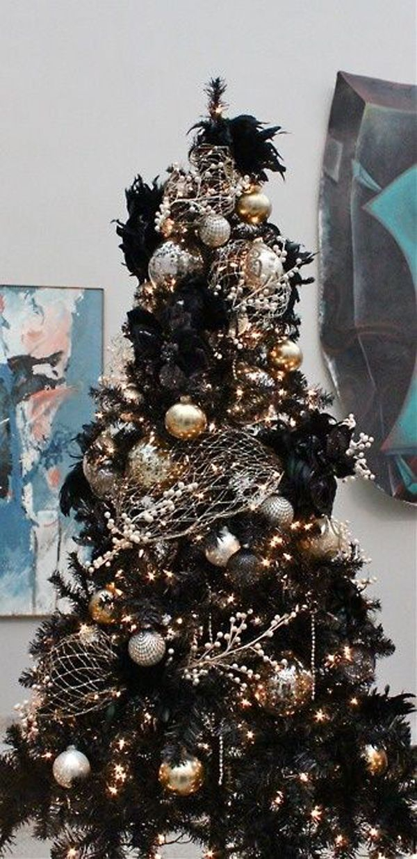 28 Black Christmas Tree Decorations Theme Ideas