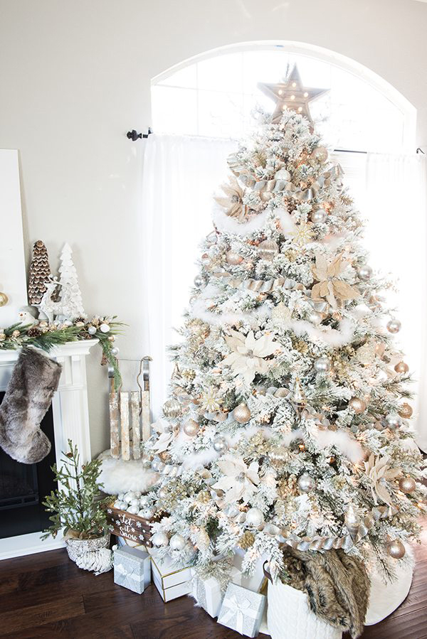 30 Elegant Christmas Tree Decorating Ideas