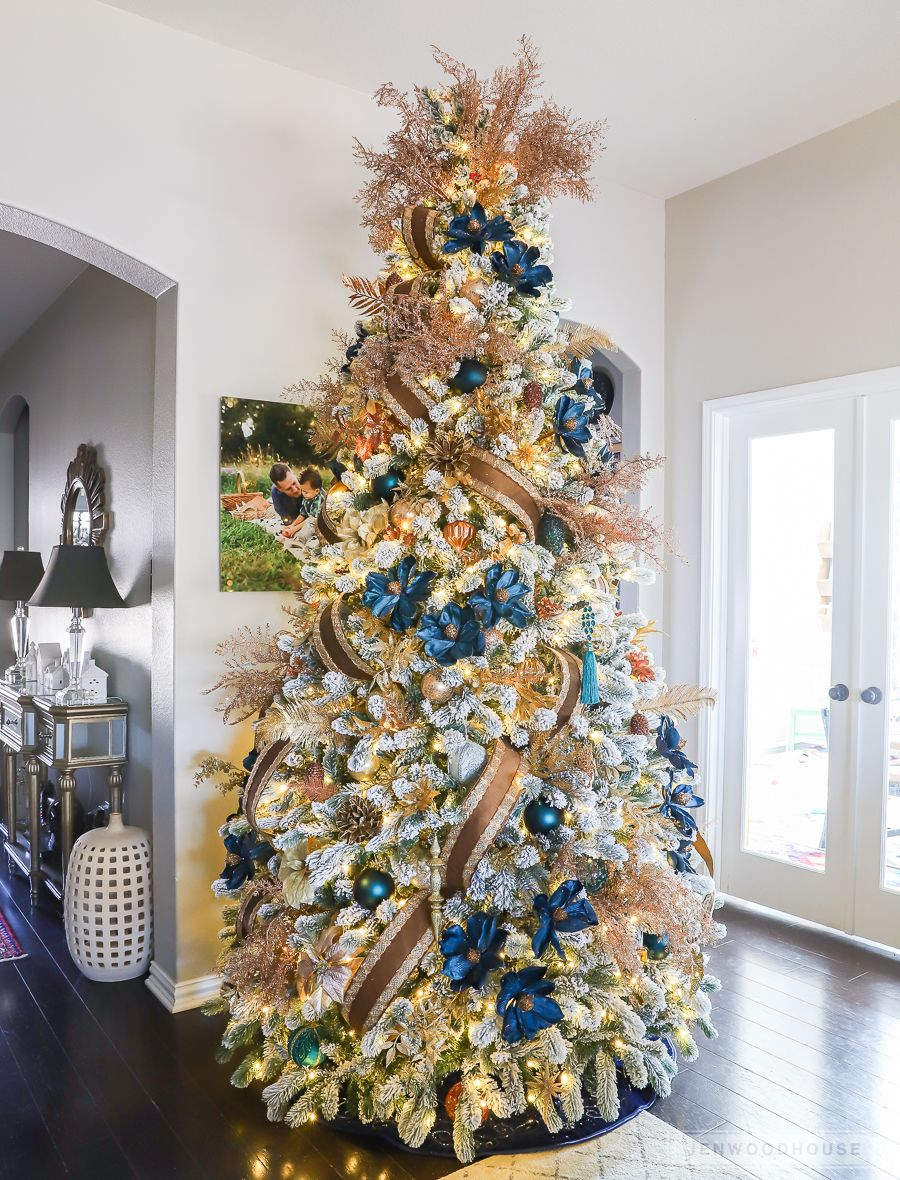 30 Elegant Christmas Tree Decorating Ideas