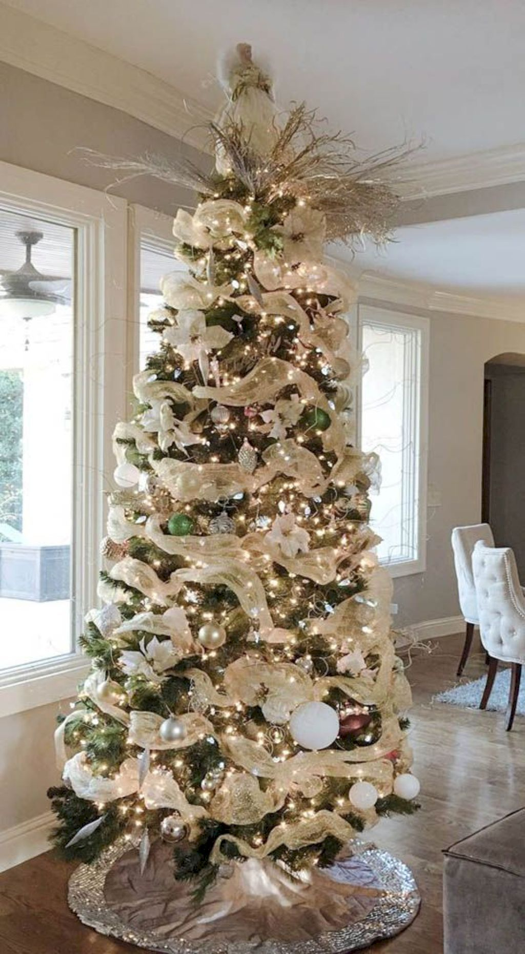 30 Elegant Christmas Tree Decorating Ideas