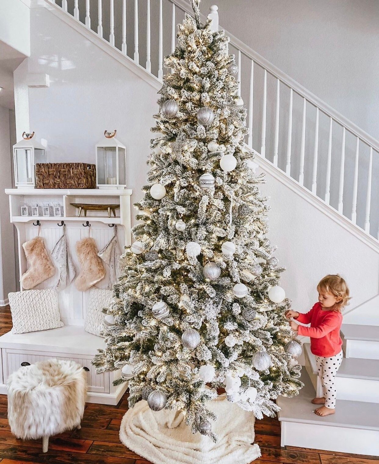 30 Elegant Christmas Tree Decorating Ideas