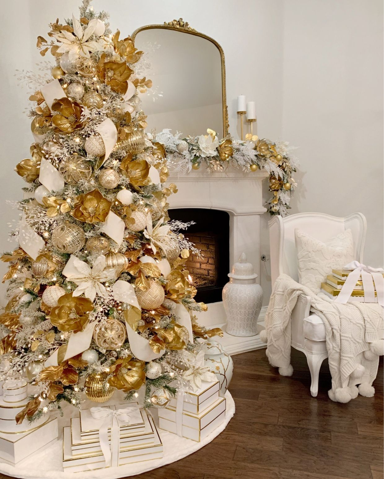 30 Elegant Christmas Tree Decorating Ideas