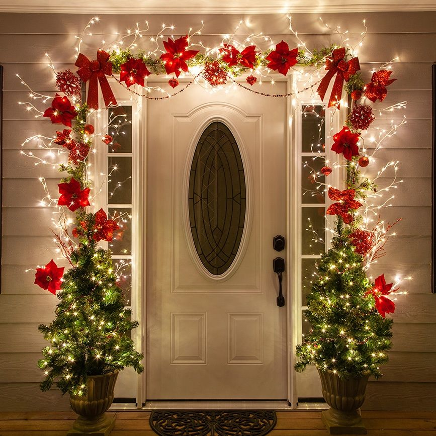 Christmas Door Decorations To Welcome The Holidays