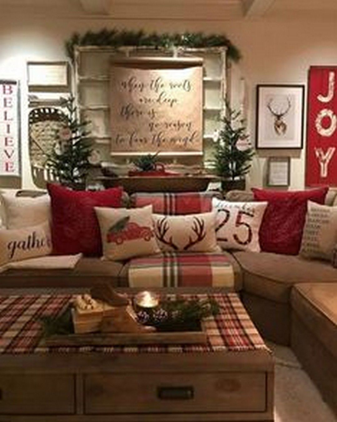 21 Create a Cozy Holiday Retreat with These Christmas Decor Ideas for Your Living Room