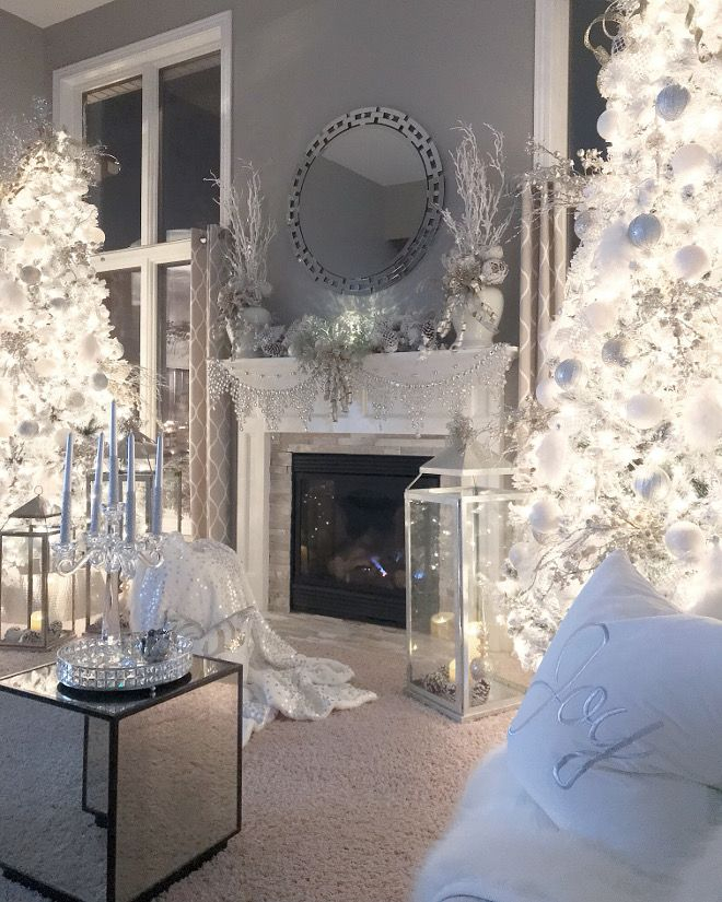 21 Simple Christmas Decorations for the Living Room