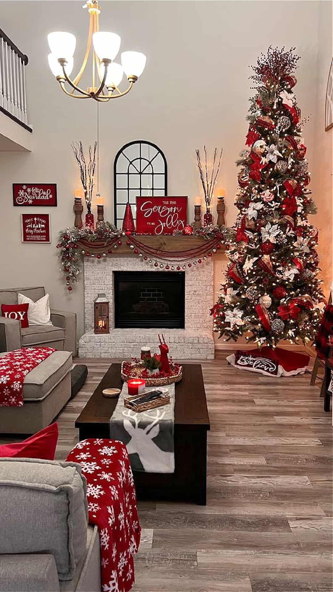 26 Simple Christmas Decorations for the Living Room