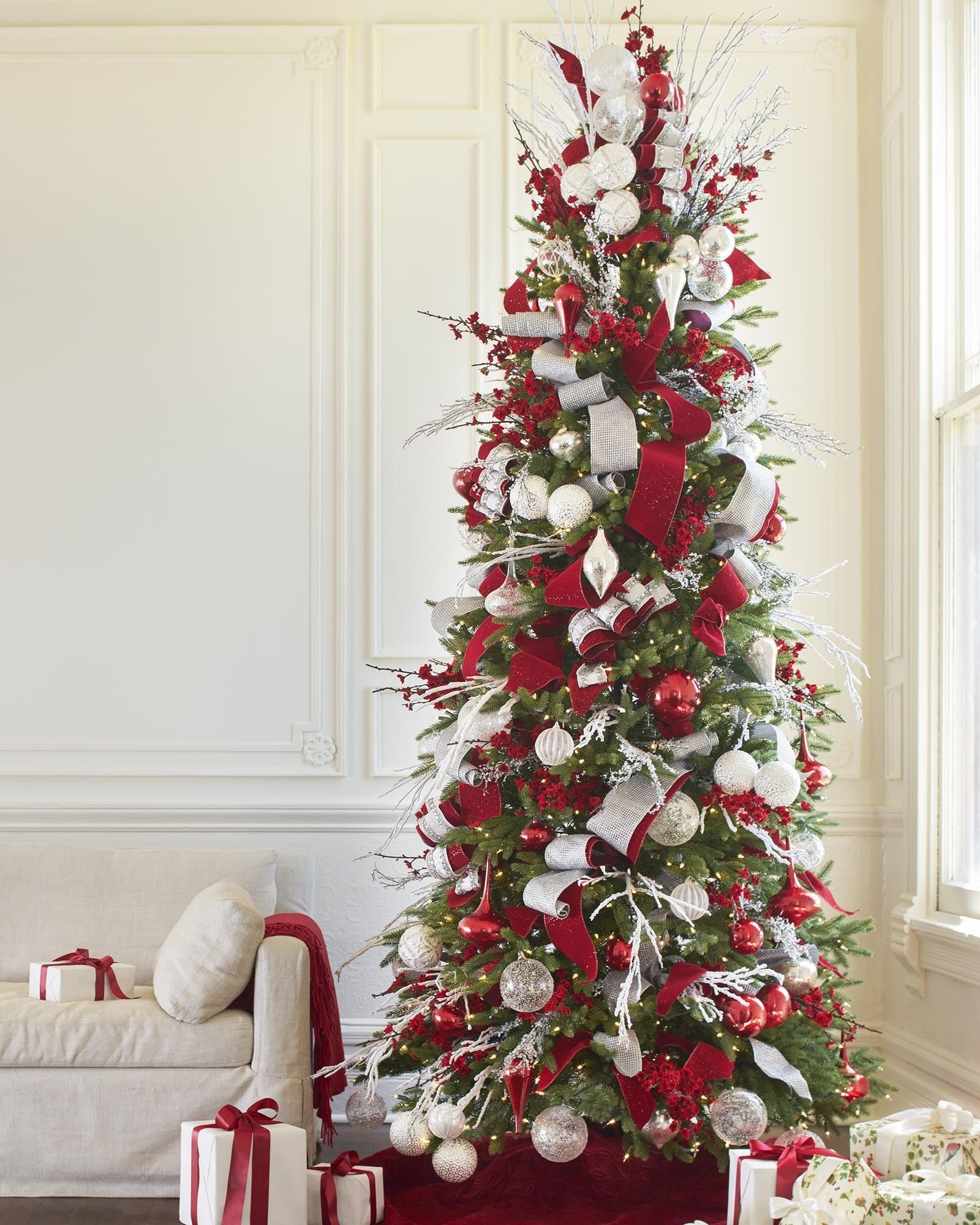 30 White Christmas Tree With Red