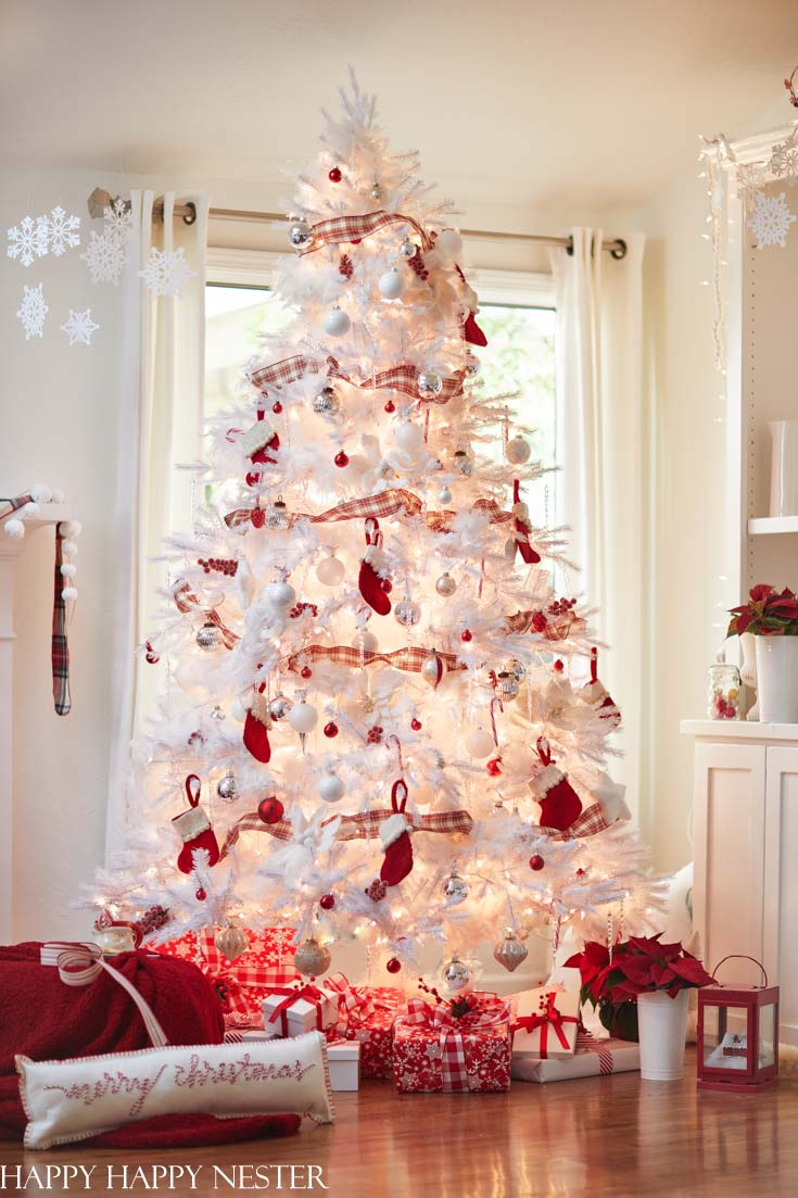 30 White Christmas Tree With Red