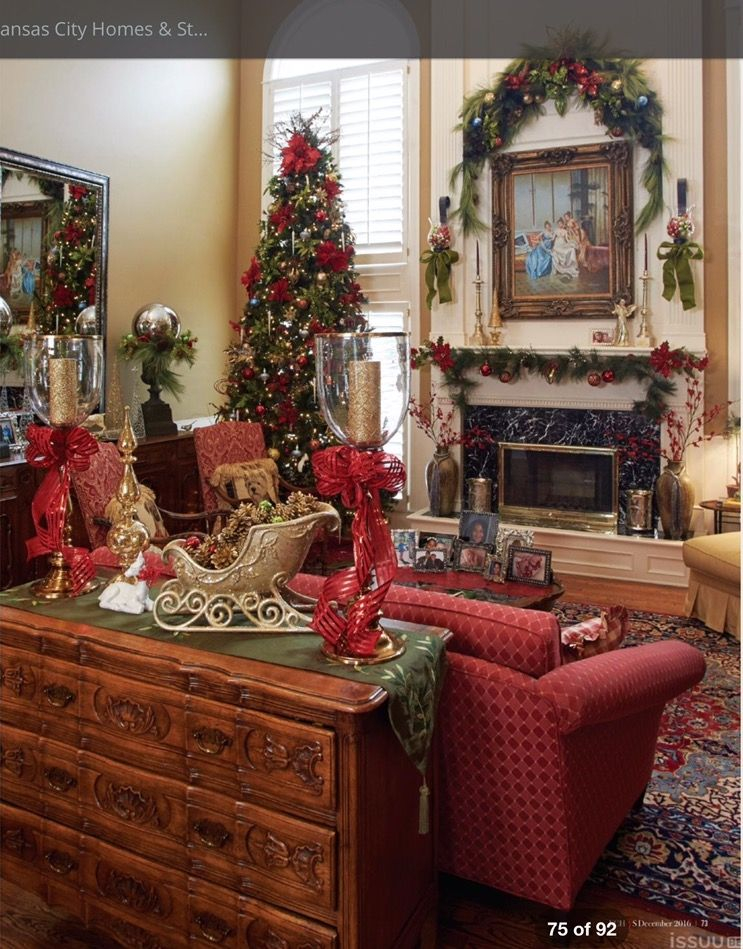 31 Create a Cozy Holiday Retreat with These Christmas Decor Ideas for Your Living Room