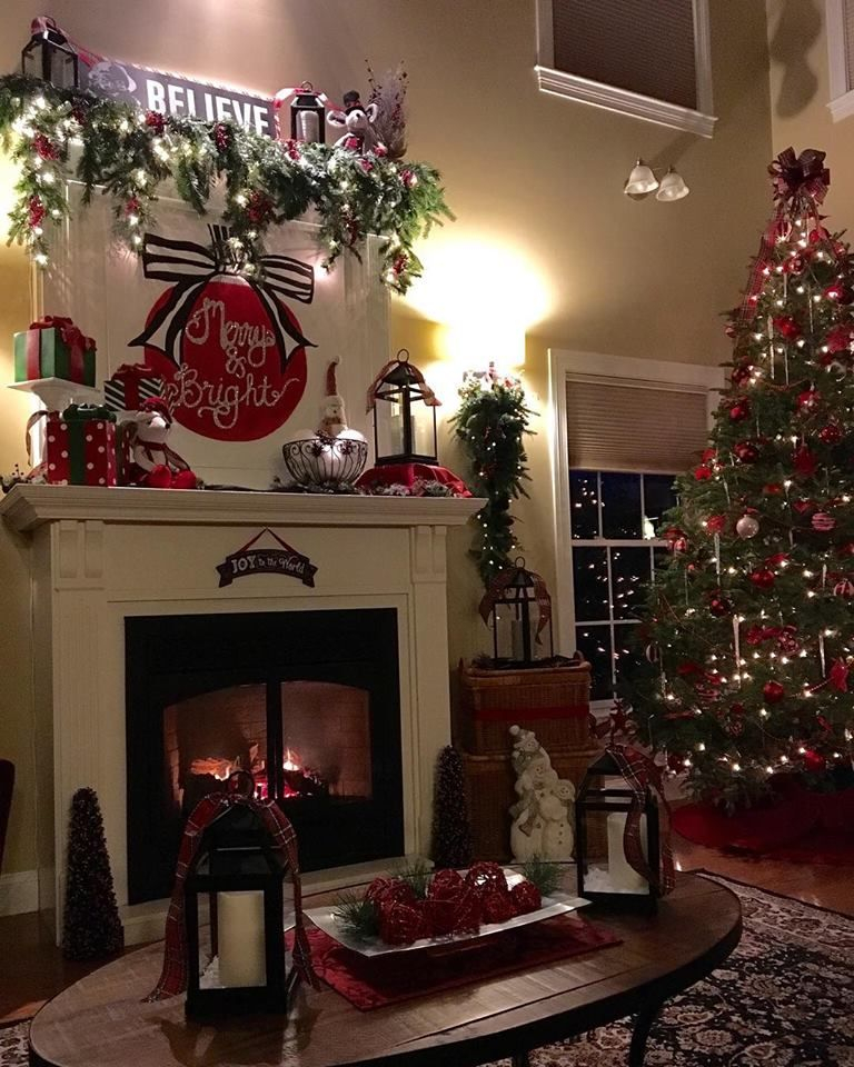 31 Unique Christmas Decor Ideas For Your Living Room