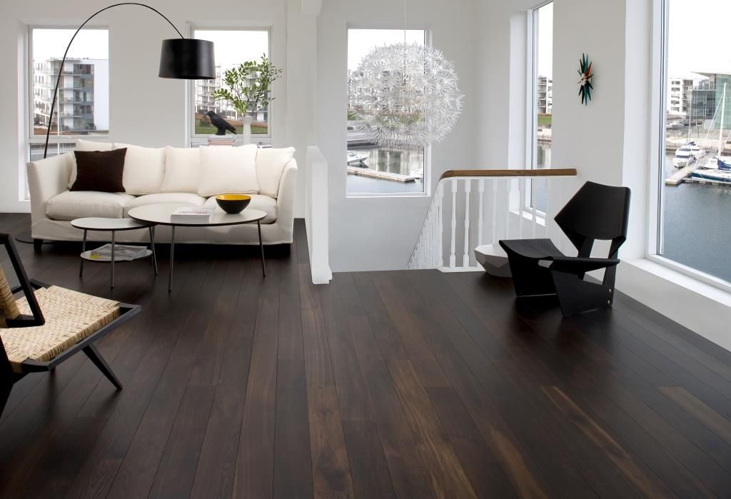 Best Living Room Colors for Hardwood Floors