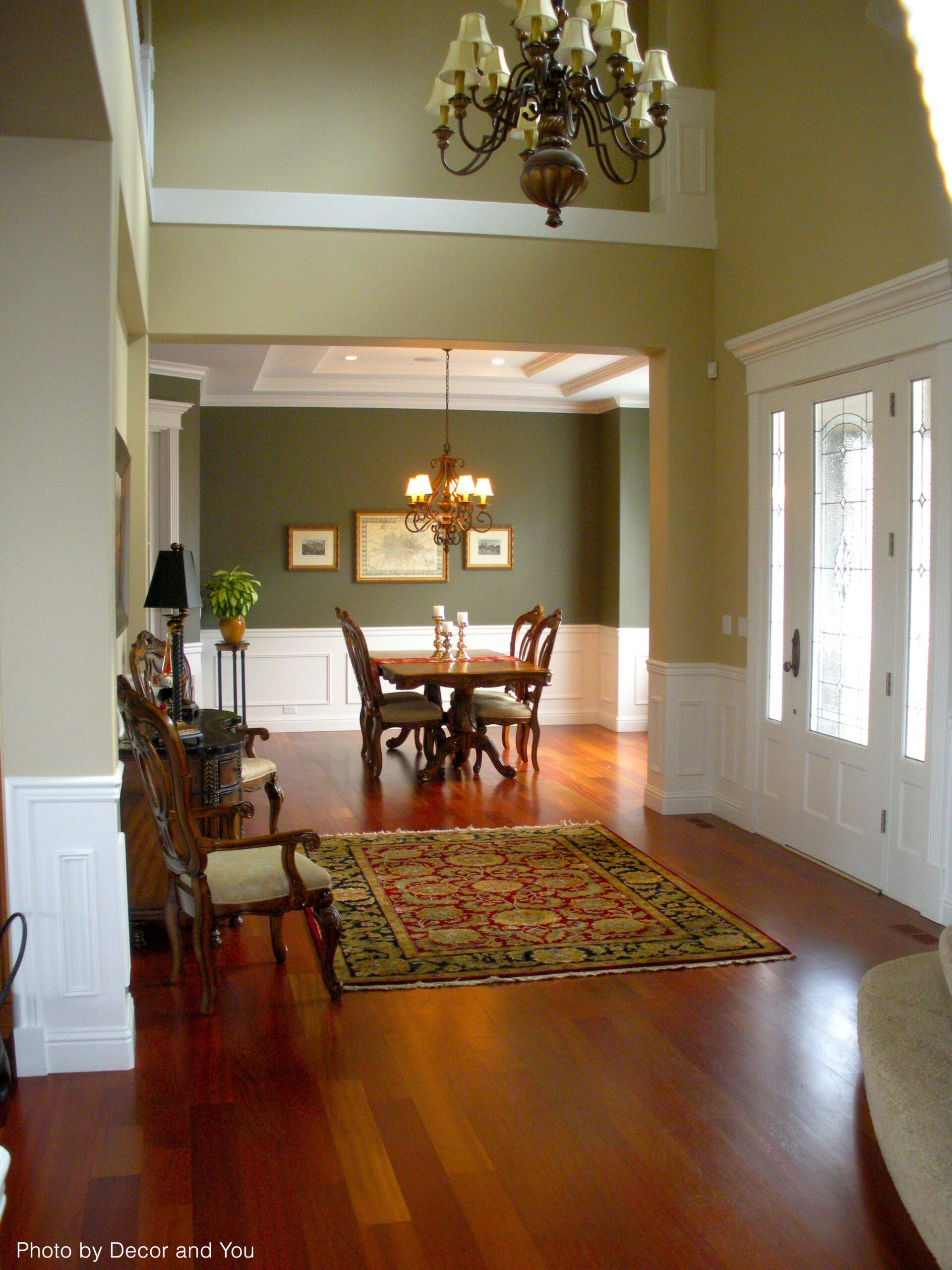 Best Living Room Colors for Hardwood Floors