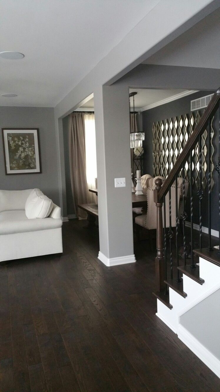 Best Living Room Colors for Hardwood Floors