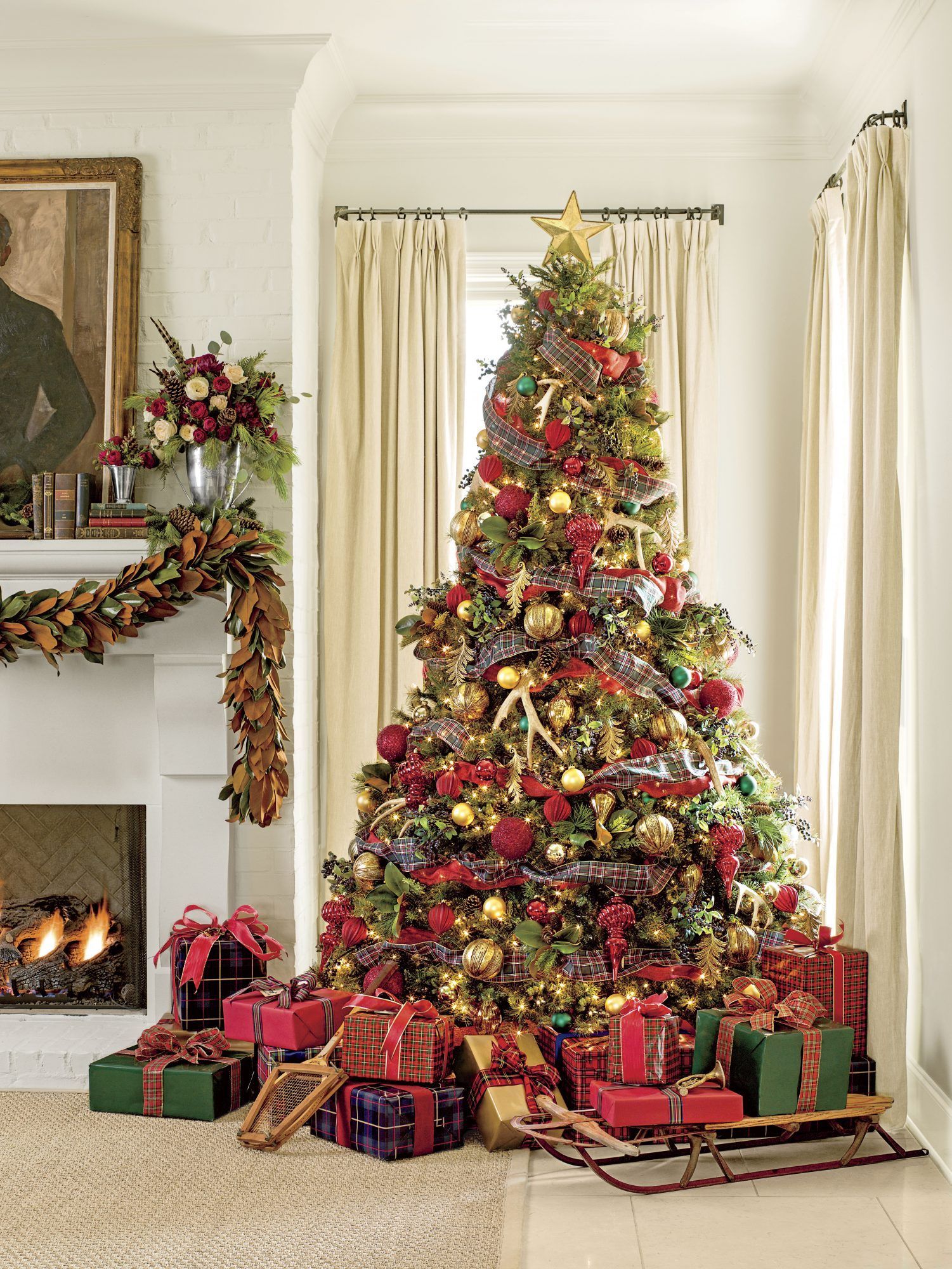 Christmas Tree Ribbon Decorating Ideas