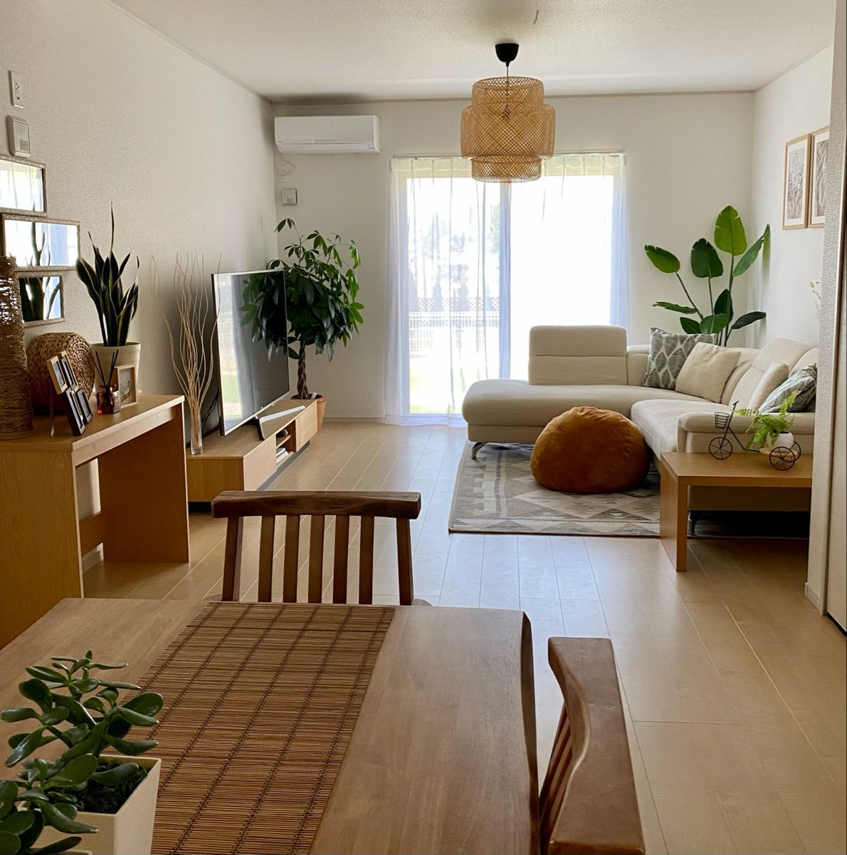 16 Small Apartment Living Room