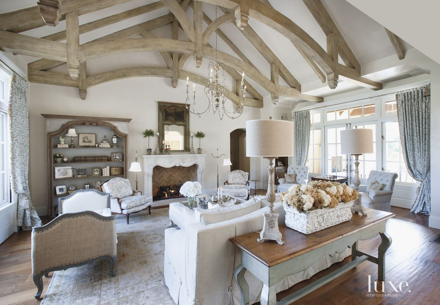 20 Rustic French Country Living Room