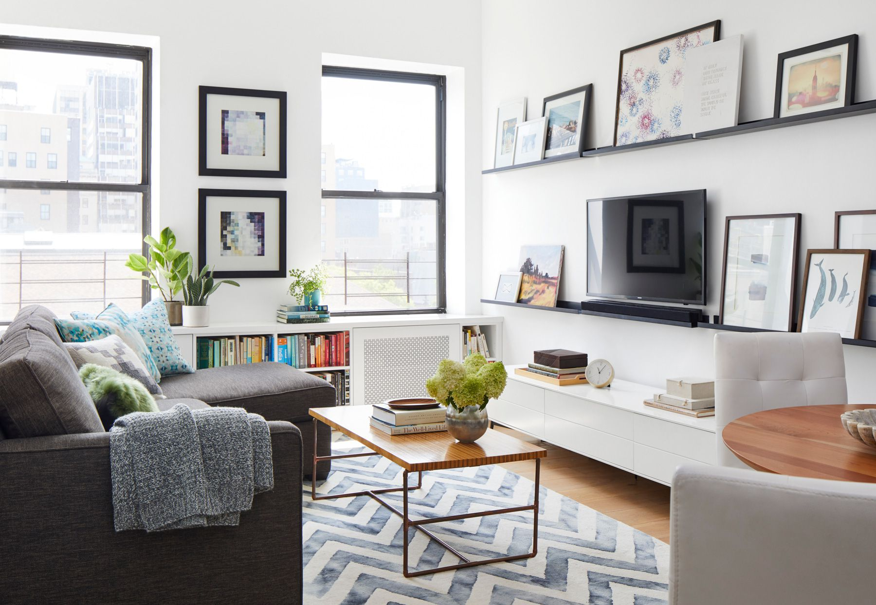 15 Living room designs small spaces with tv