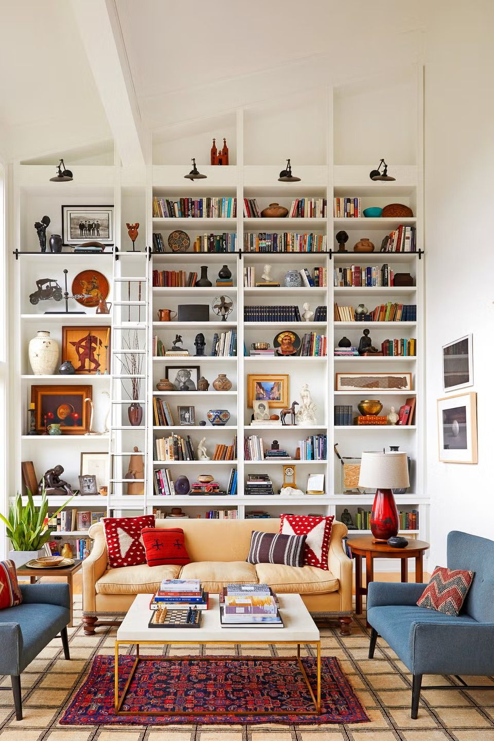 20 Bookshelves in Living Room: Stylish and Functional Design Ideas