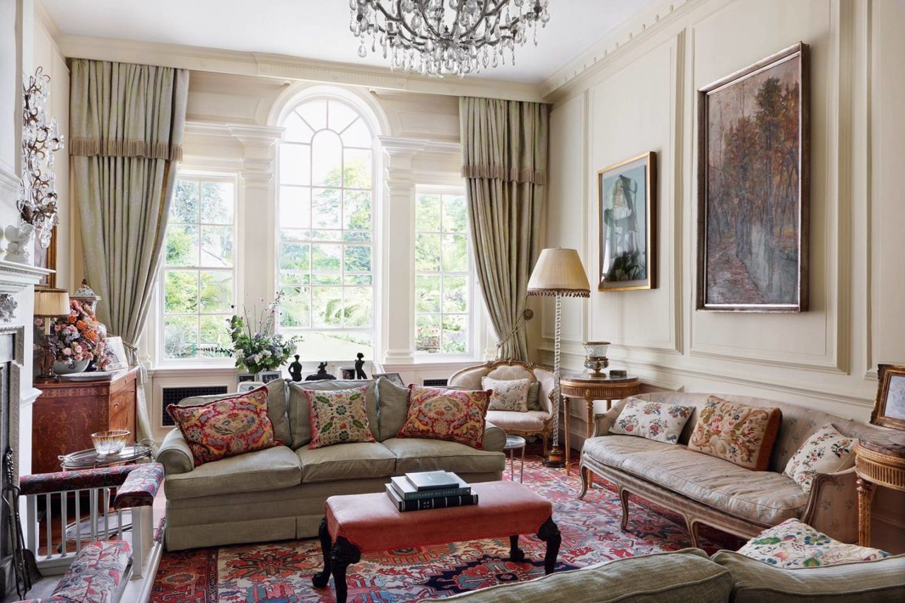 Old English Living Room: Timeless Elegance and Classic Charm